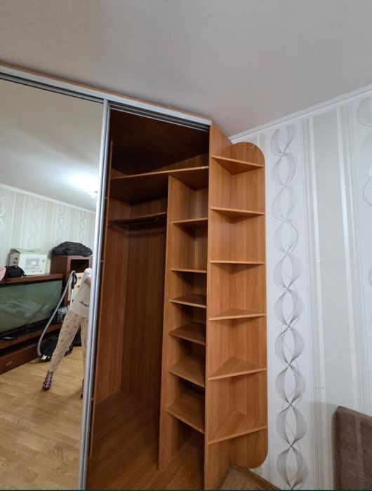 Продам шкаф шифонер есть доставка