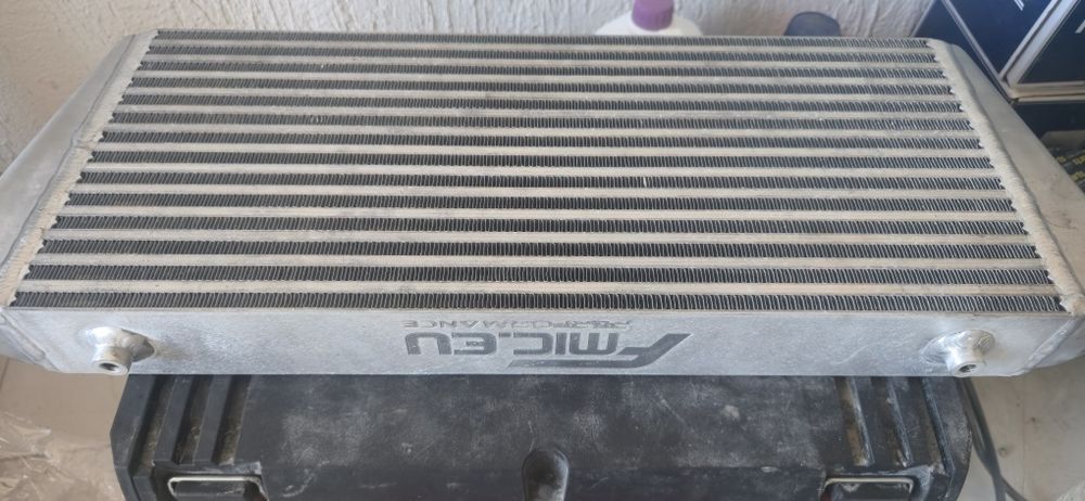 Интеркулер 550/230/63