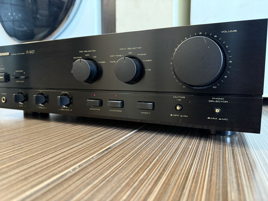 Pioneer A-443 стерео усилвател