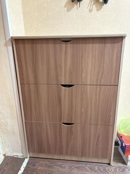 Продам шкаф купе для прихожей