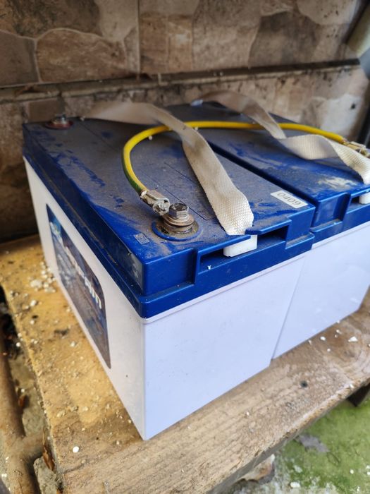 Invertor 3 kw +2.5 kw stocare