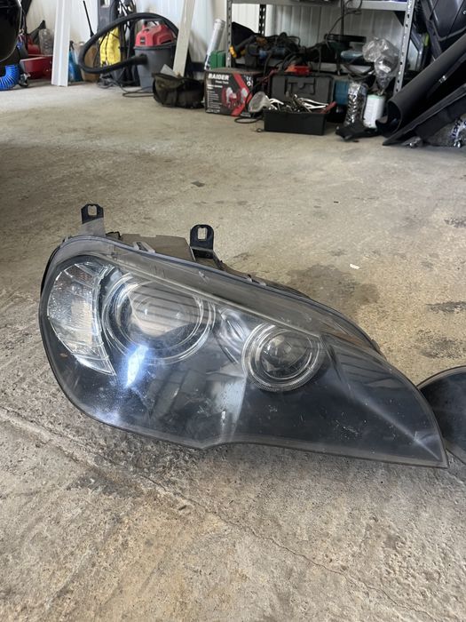 Фарове бмв х5 е70 bmw x5 e70 фар ксенон