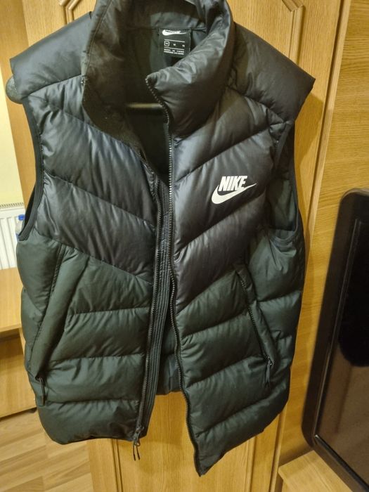 De  vanzare vesta nike