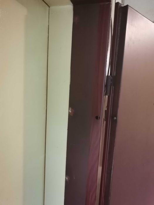 Масивна метална врата за монтаж върху дървена каса – 195.5/81.5 см