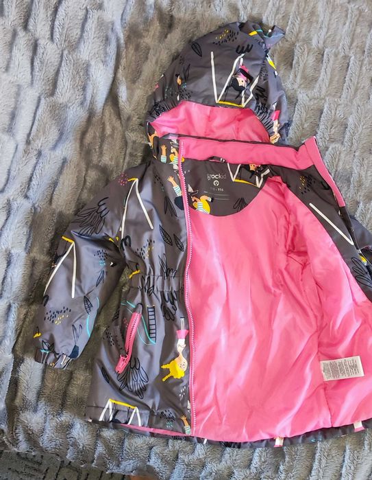 Куртки демисезонные на девочку