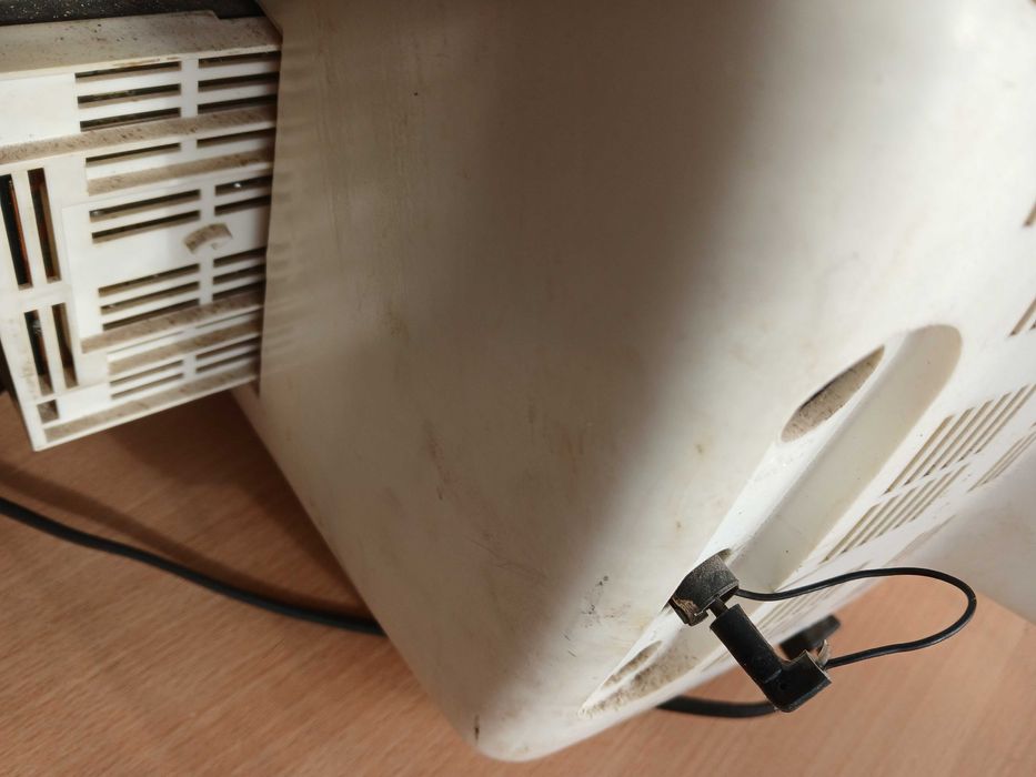 Телевизор " Юност"