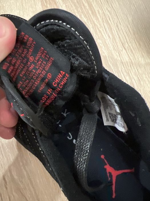 Jordan 1 low travis scott phantom