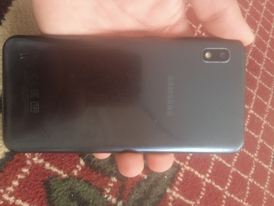 Samsung a10 arzon