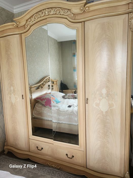 Срочно-срочно.Спальный гарнитур