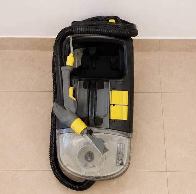 Kärcher Puzzi 10/1 Professional – Aspirator profesional pentru spălat tapițerii și covoare