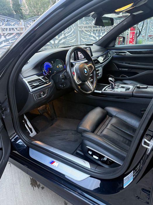 BMW Seria 7 2017 — imagine 4