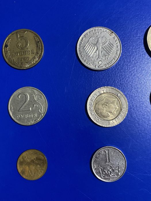 Продам эти монеты