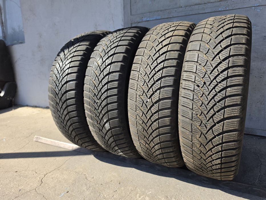 4 бр. зимни гуми 185/65/15 Semperit DOT 2322 5-5,5 mm