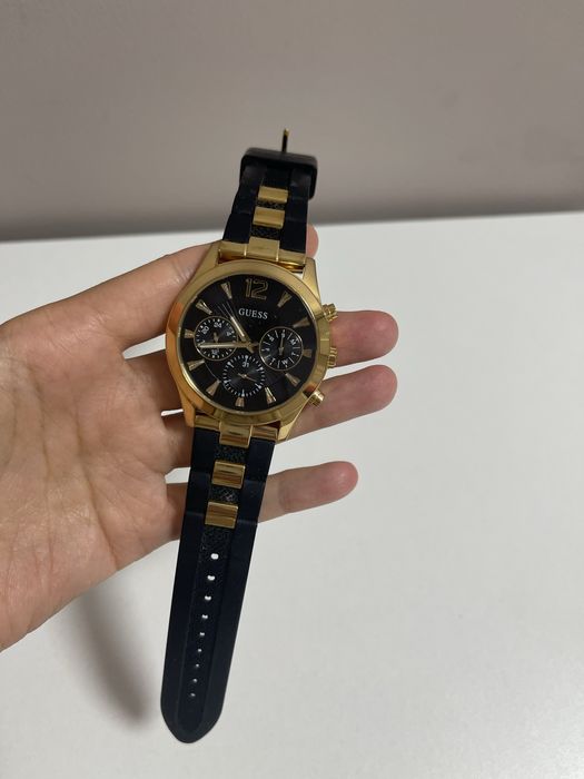 Часы оригинал guess