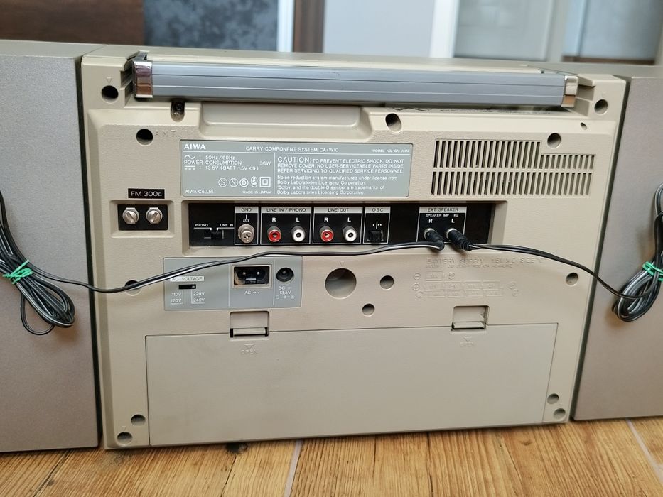Aiwa ca-w10 радио касетофон