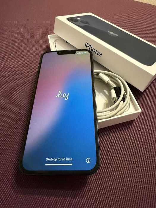 iPhone 13, Midnight 128 GB