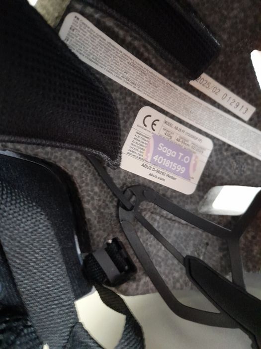 ABUS детска каска за спорт