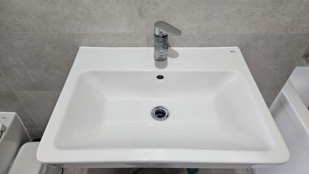 lavoar baie cu accesorii