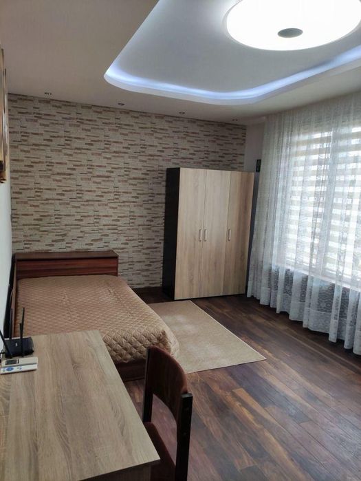 Дава се под наем Тристаен апартамент в София, Медицинска академия - 84 кв.м за 900 € - Снимка #5