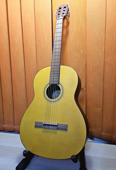 Chitară acustică, clasică  Fender