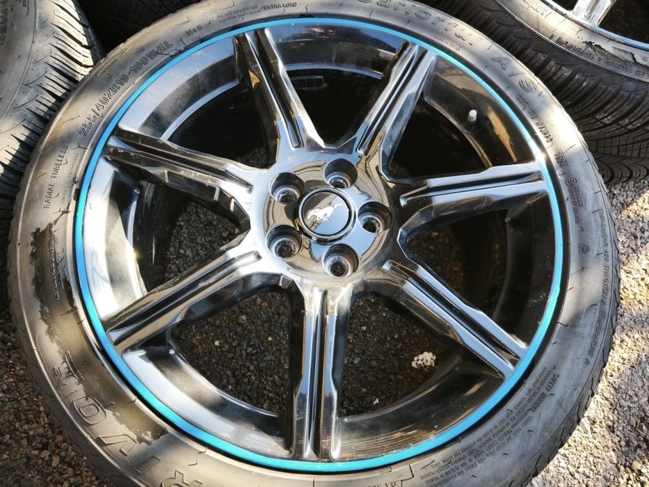 19" оригинални алуминиеви джанти за Ford Mustang.
