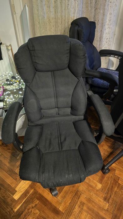 Vând doua scaune de birou