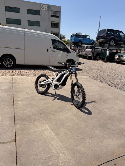 Sur-Ron Light Bee X   2025