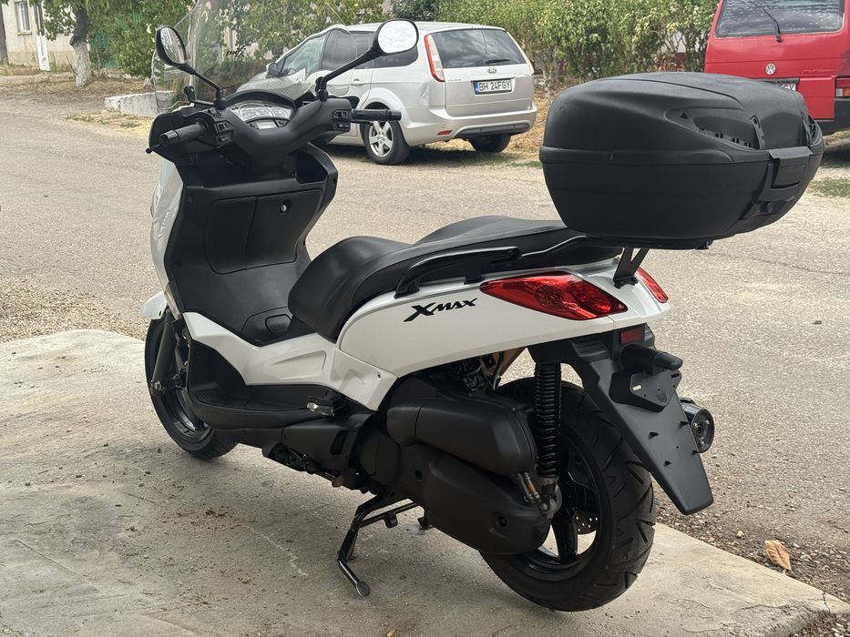 Yamaha Xmax 125