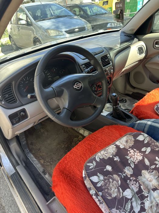 Нисан Алмера 1.5 Бензин