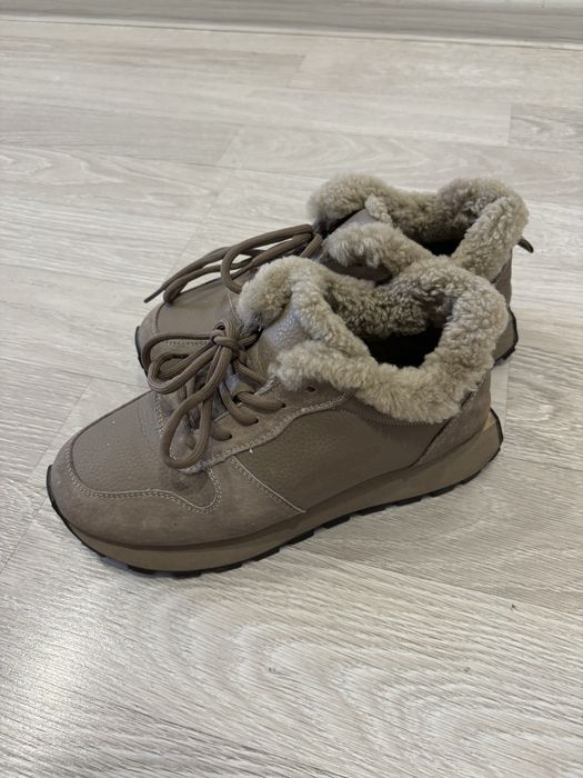 Кроссовки зимние женские