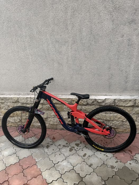 Bicicleta Kona Operator 2020 Carbon Marimea L