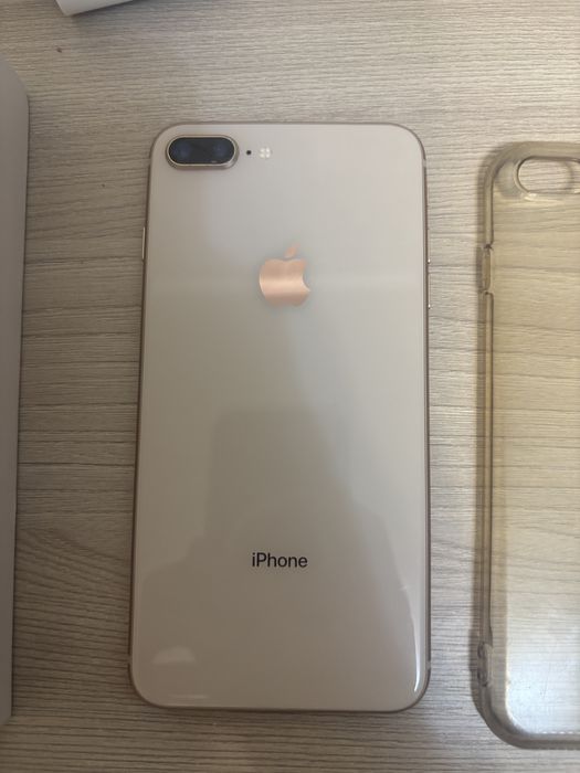iPhone 8 Plus 64GB Gold Полностью рабочий комплект