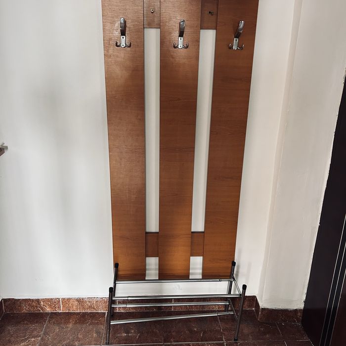 Mobilier bucatarie +hol +masă !