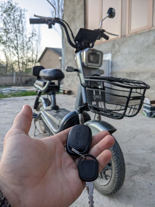 Skuter Elektron Geliviy Akkumulyator