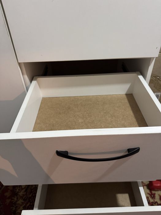 Срочно продам шкаф