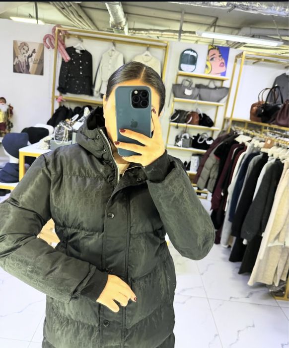 Продам зимнюю куртку