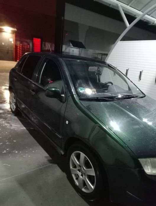 Skoda Fabia 2005 – 1.2 benzină + GPL – pornește la sfert – PREȚ MIC