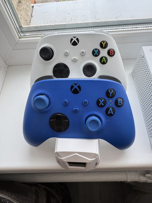 Продам Xbox series S