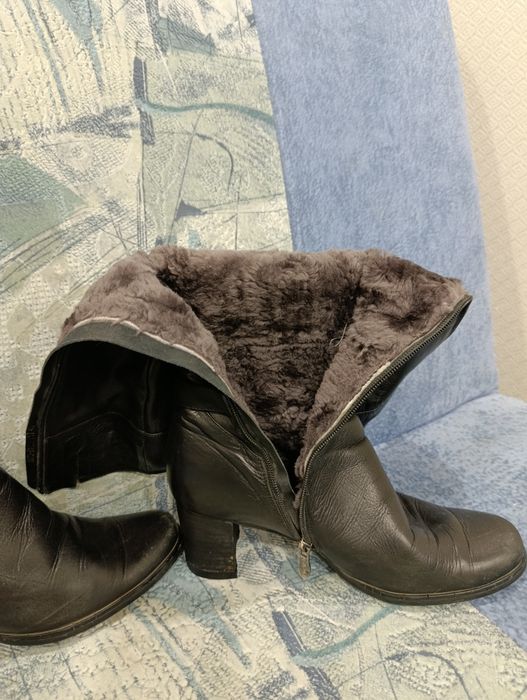 Отдам   за.  2000