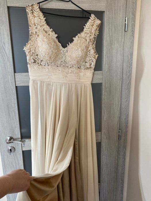 Бална рокля размер Л