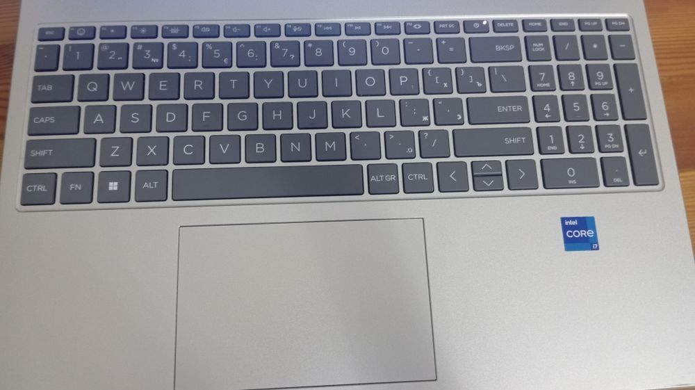 НОУТБУК Hp Laptop inter i7