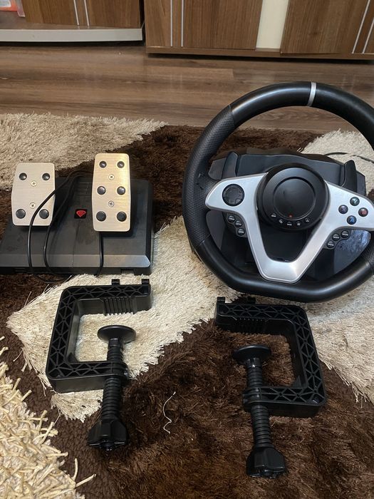 Vand xbox one negru cu volan si pedale