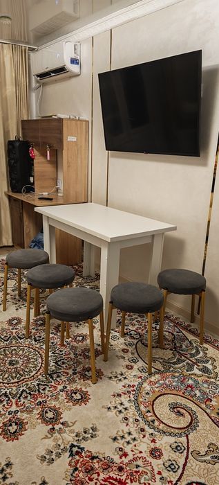 Кухонный- стол отличное состояние 30000