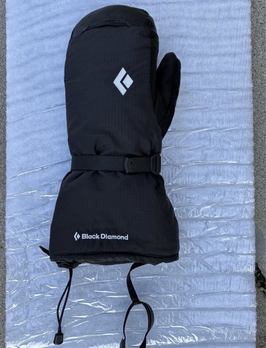 Manusi groase Black Diamond M expeditie altitudine Rab mammut hestra