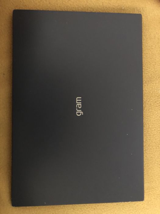 LG gram i7 gen 12 16 gb rami