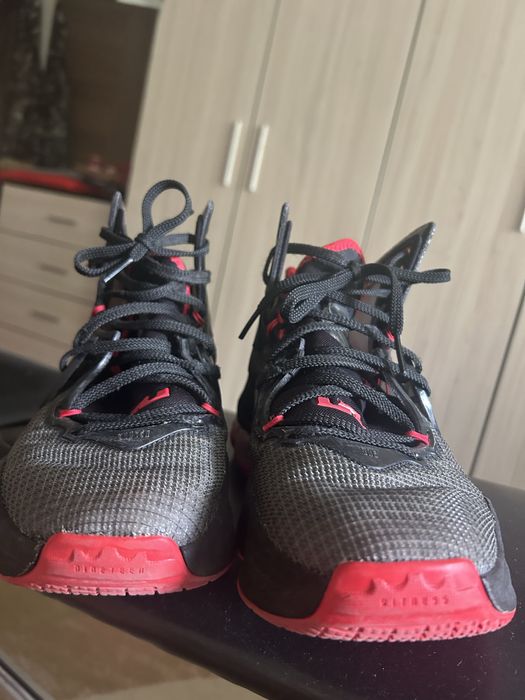 Nike Lebron XIX 38н