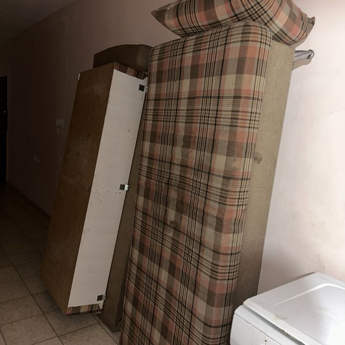 Диван отдам даром