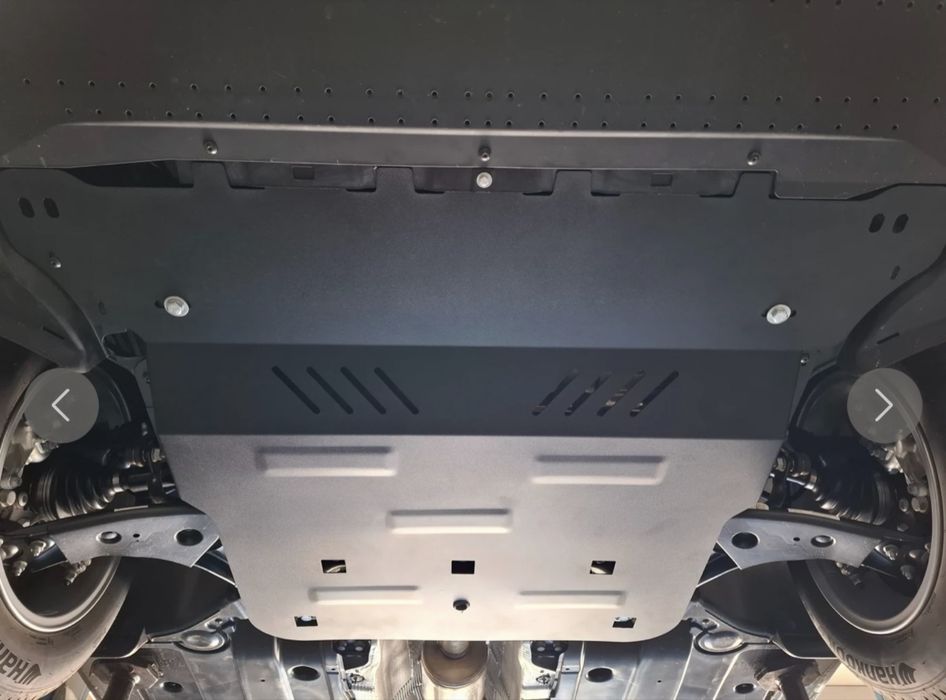 Scut metalic protectie Golf 8