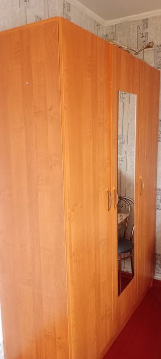 Спальный Гарнитур почти новый