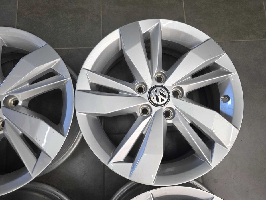 Джанти 15 - Volkswagen Polo -